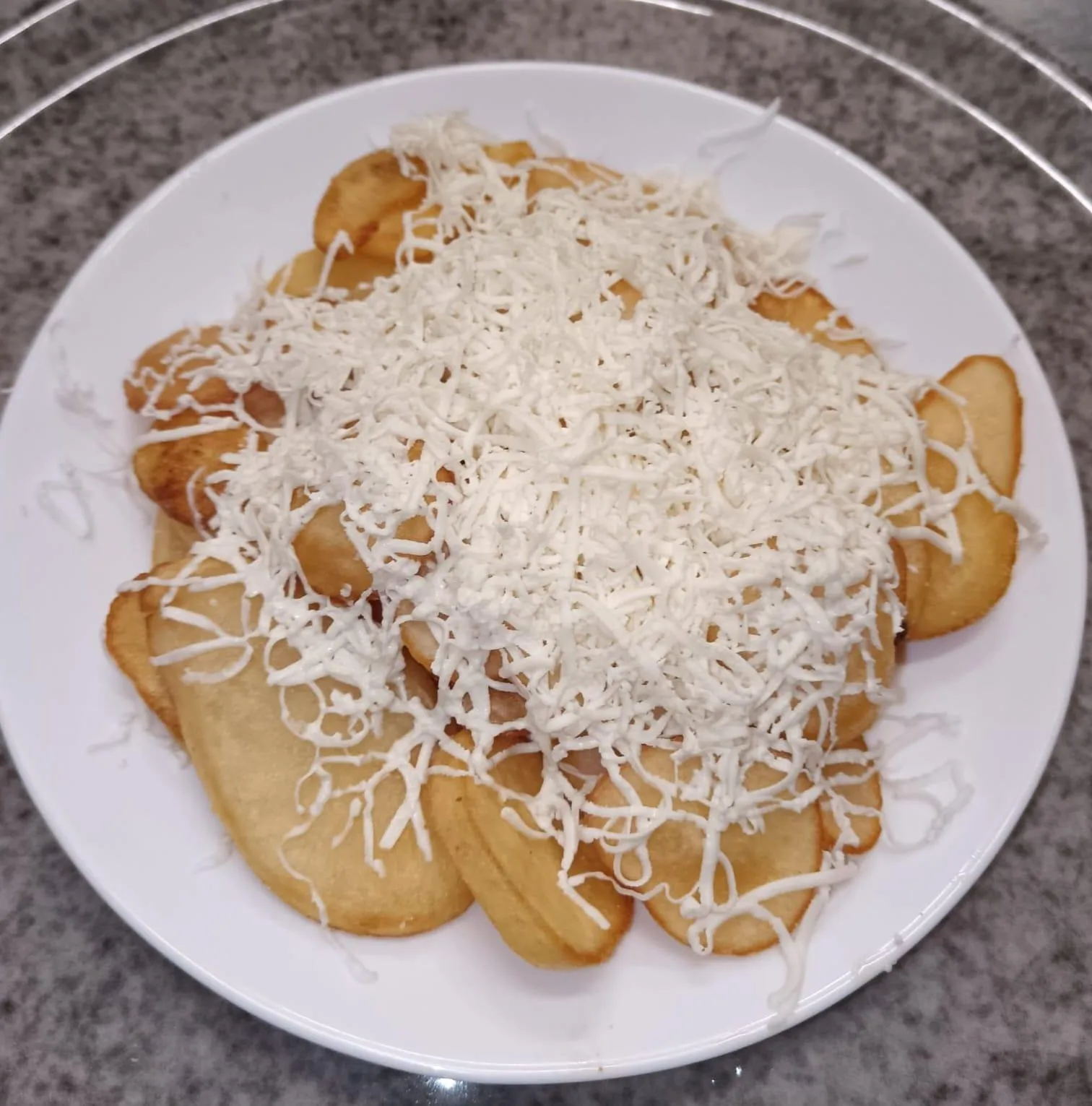 Cartofi prajiti rondele cu telemea