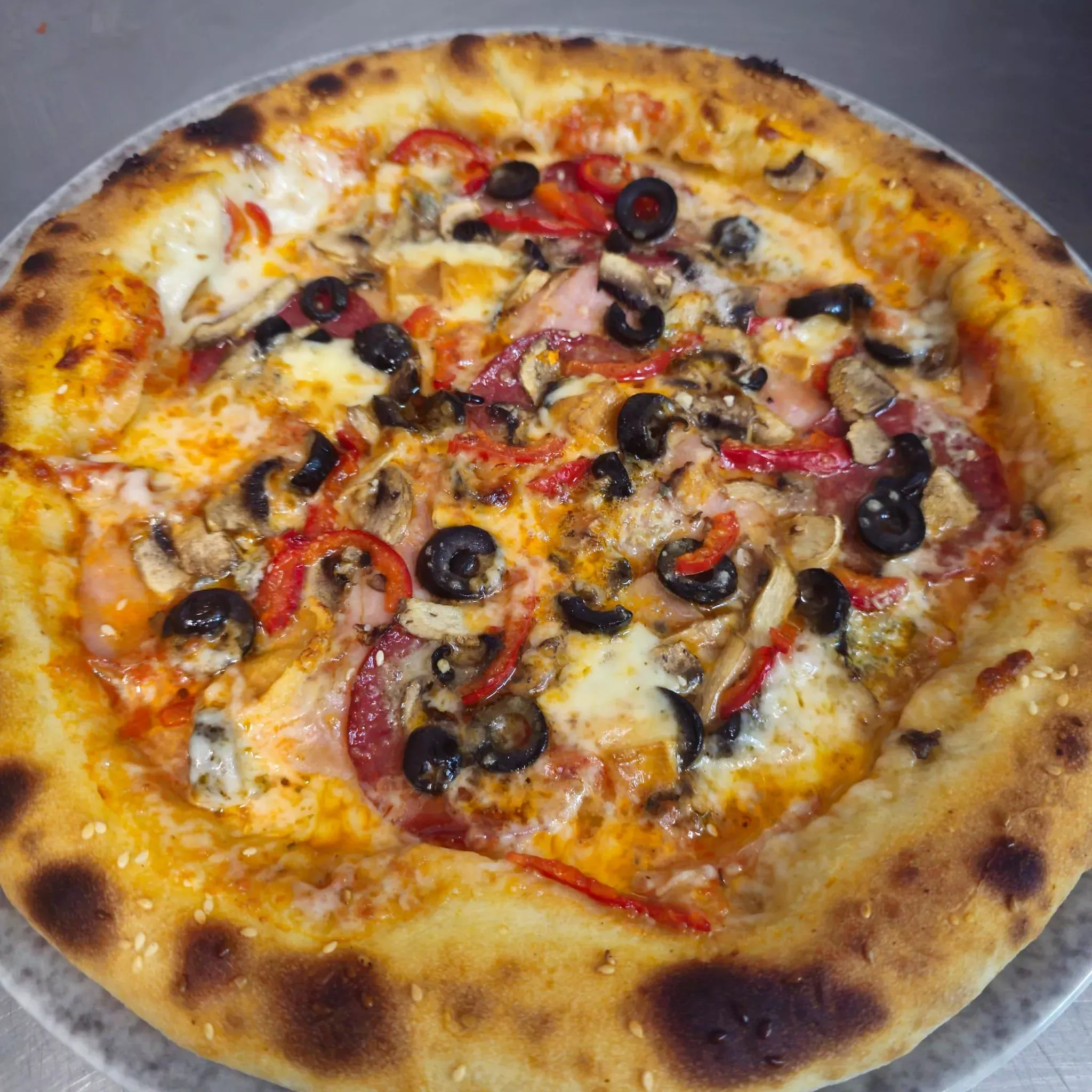Pizza Daisy
